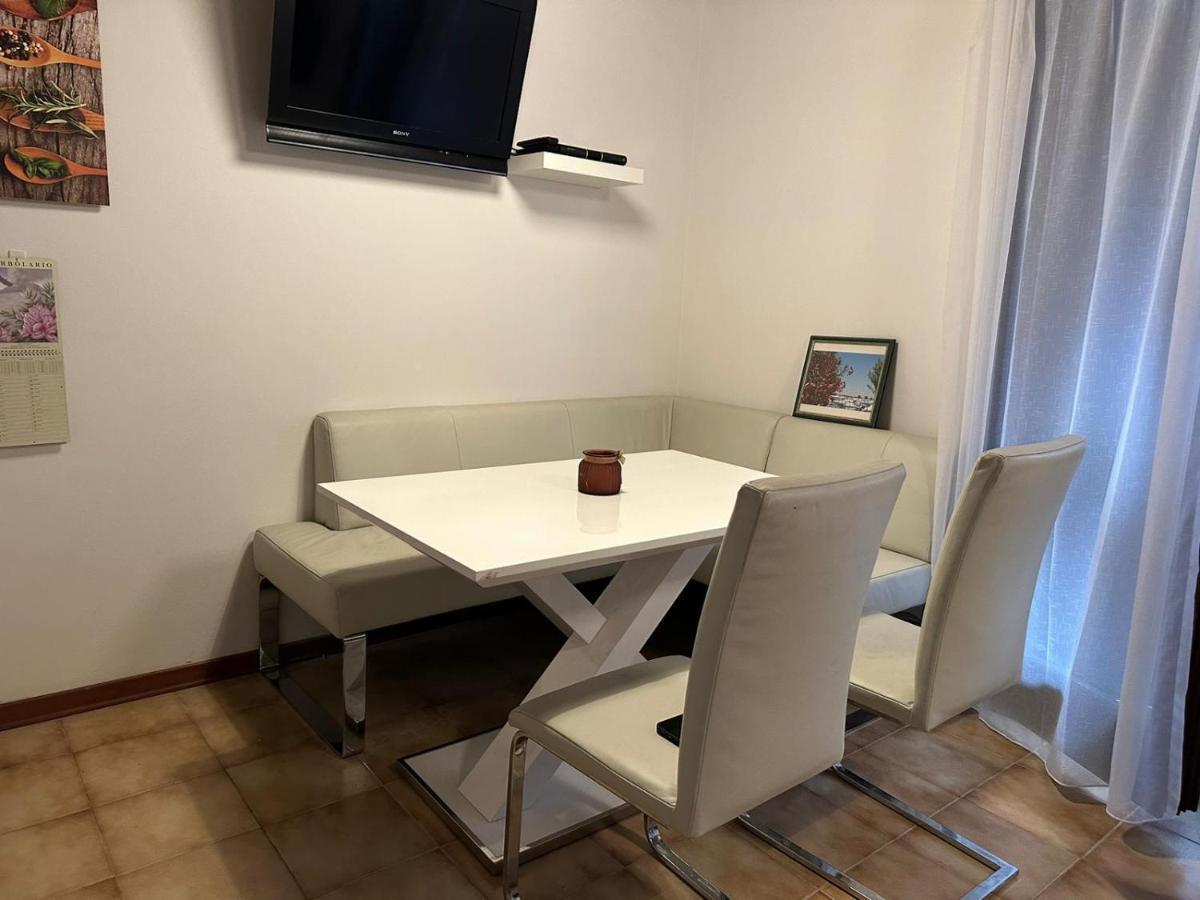 Casa Conchiglia - Aprilia Marittima - Corte Grande Экстерьер фото
